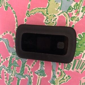 Orbic RC400L Verizon mobile speed hotspot - Black